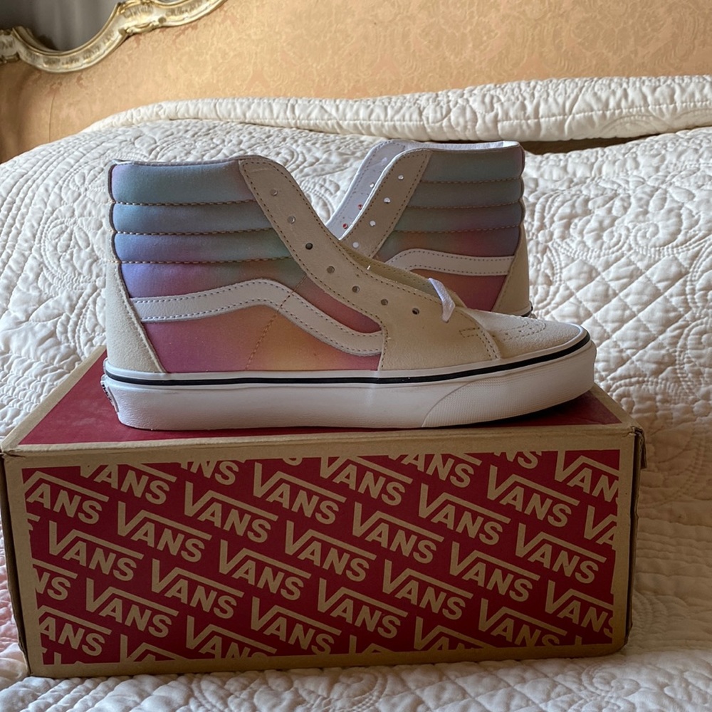 Vans Fillmore Tie Dye High Top sneaker size 7.5 -New